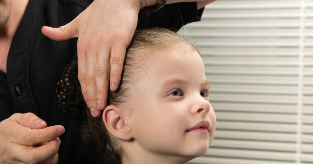 do lice prefer a certain hair type